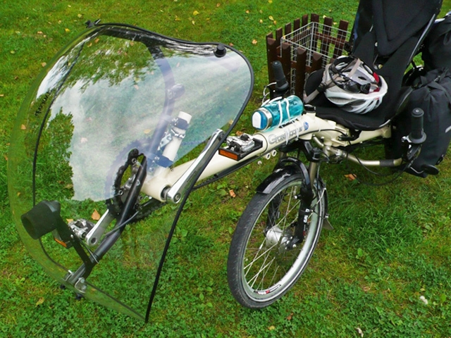 Frontverkleidung Wetterschutz